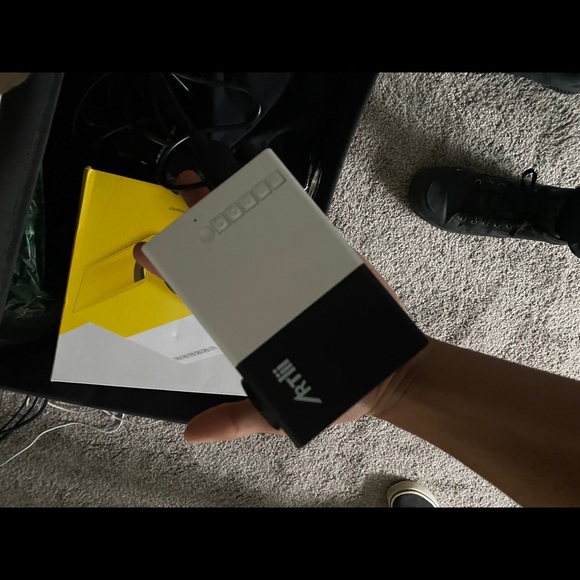 LED PROJECTOR - Picture 4 of 4